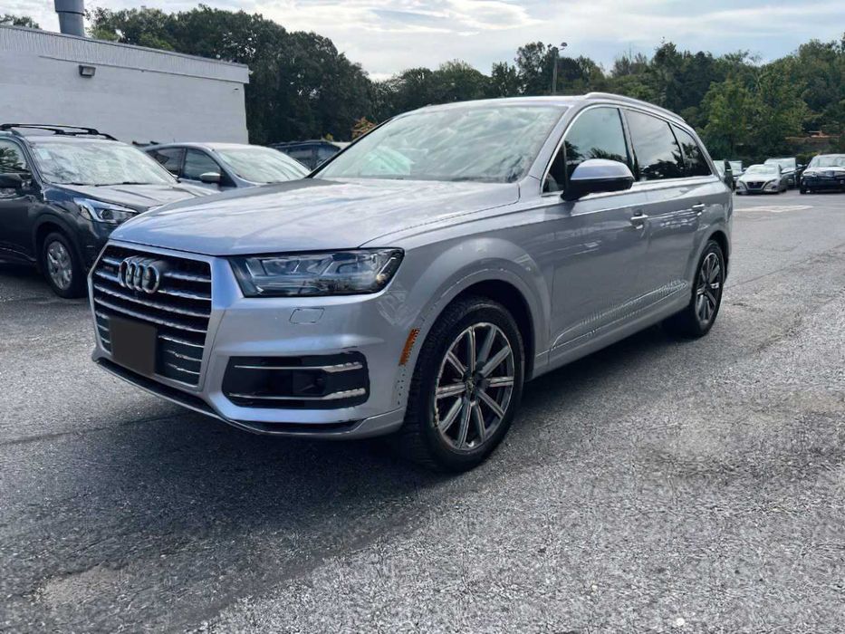 Audi Q7      2019