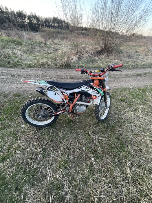 Продам Geon terrax 250