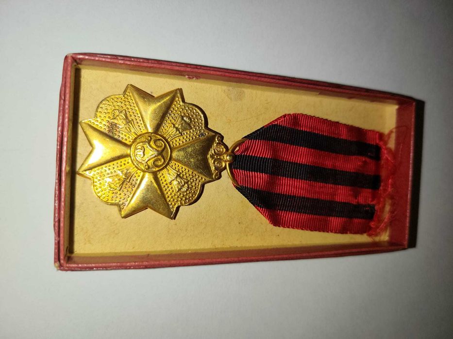 Medalha de Ouro da Condecoração Civil Belga por Longo Serviço na Administração