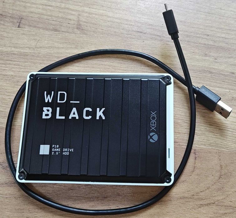 Зовнішній жорсткий диск WD BLACK P10 XBOX Game Drive — 4 ТБ для ігор та роботи