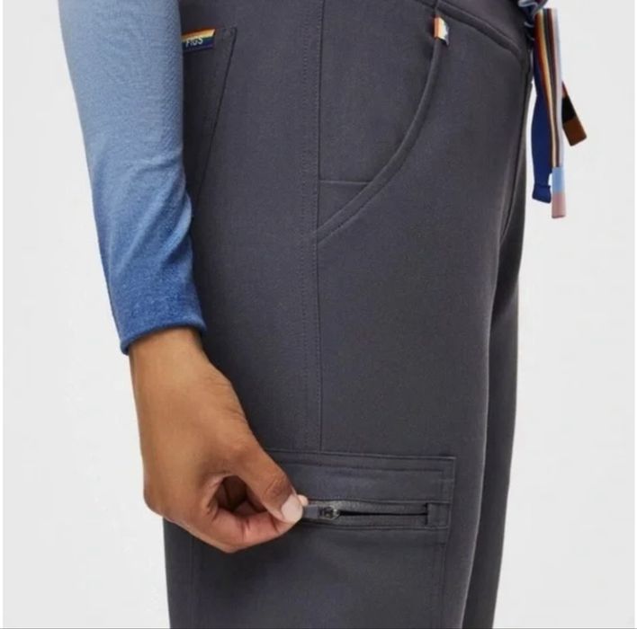 Штани від медичного костюму, низ від хірургічного костюму figs