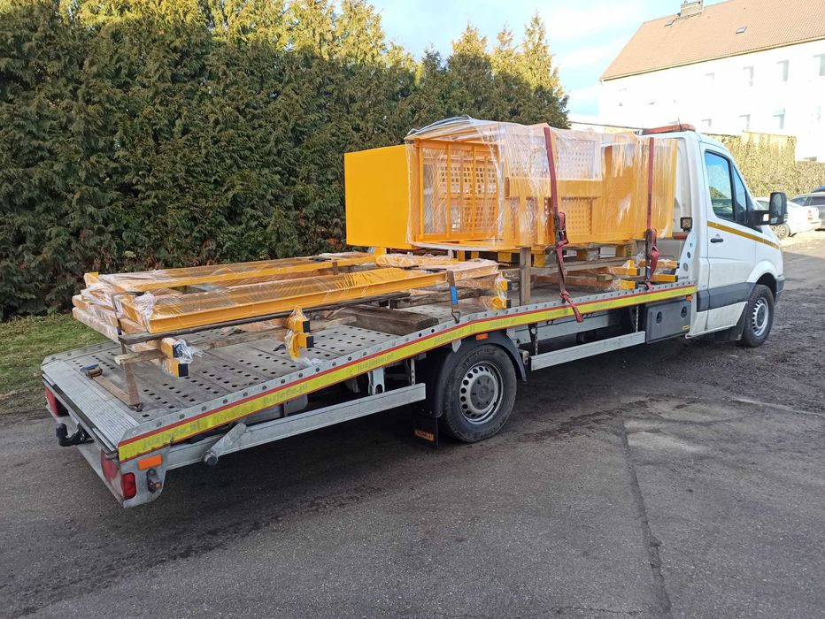 POMOC Drogowa Laweta Holowanie Auto laweta Usługi TRANSPORTOWE Serwis