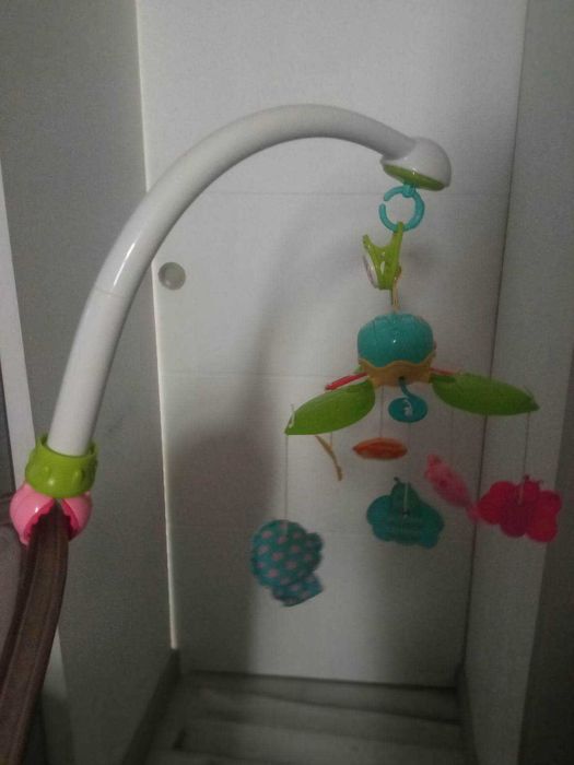 móbile musical bebê