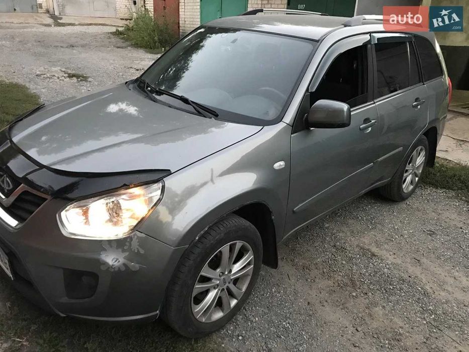 Chery Tiggo 1.8 газ/бензин 2014 робот 1 владелец