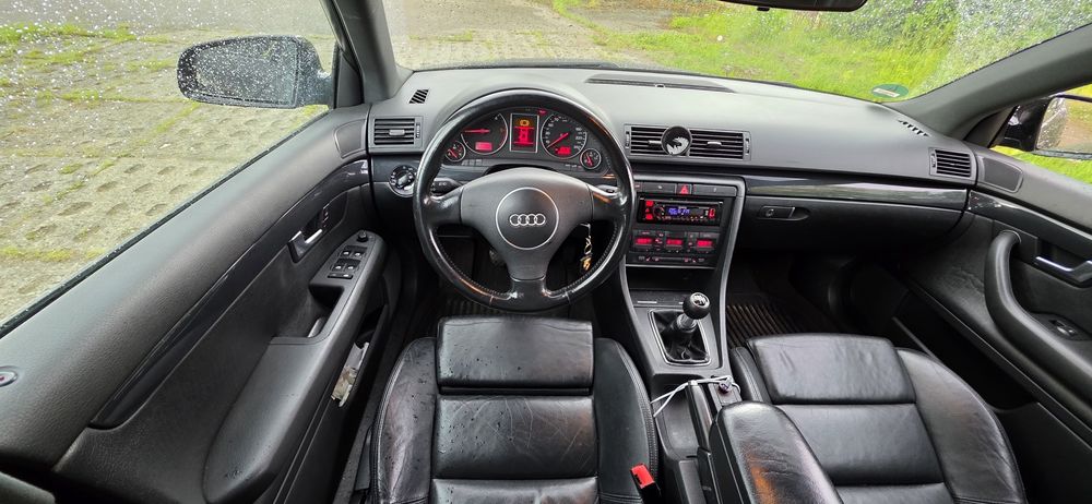 Audi a4 avant 2.5 tdi 163km 6 biegow