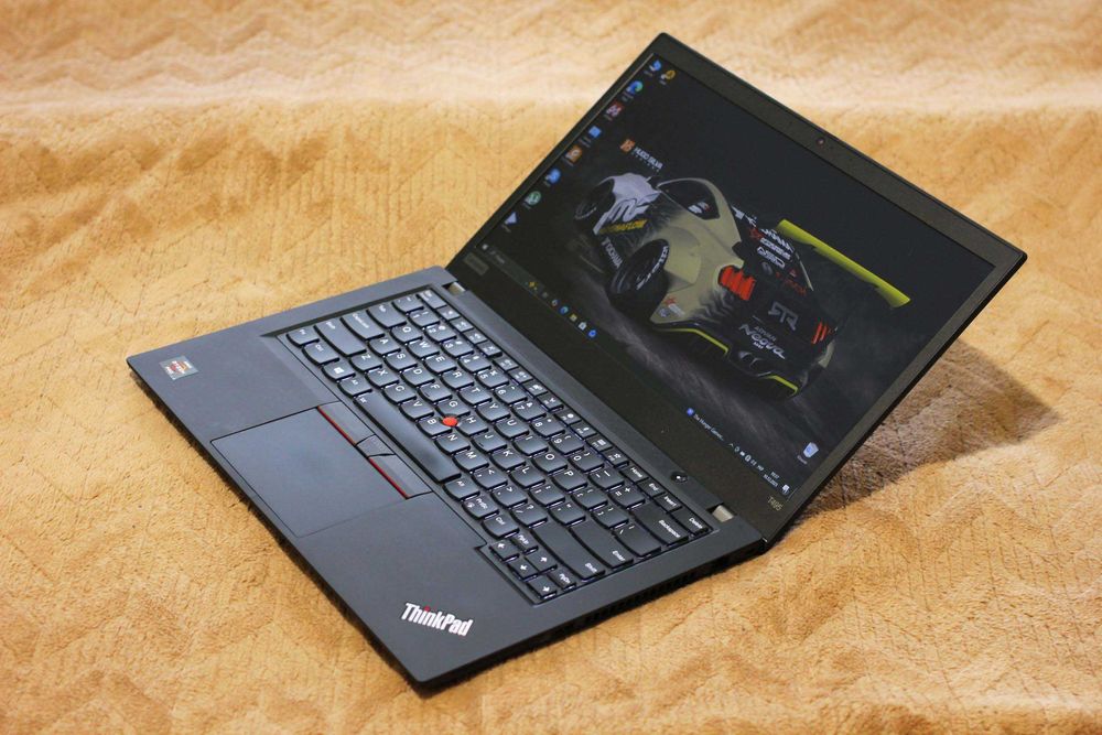 Lenovo T495/Ryzen 7 3700 8х/Radeon Vega10 2GB/16GB/SSD512/АКБ5ч/14FHD