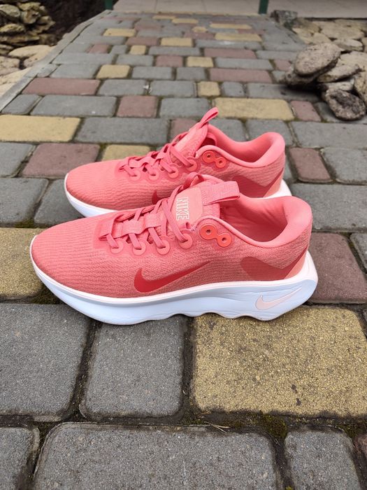 Кроссовки Nike Motiva  41 / 41,5