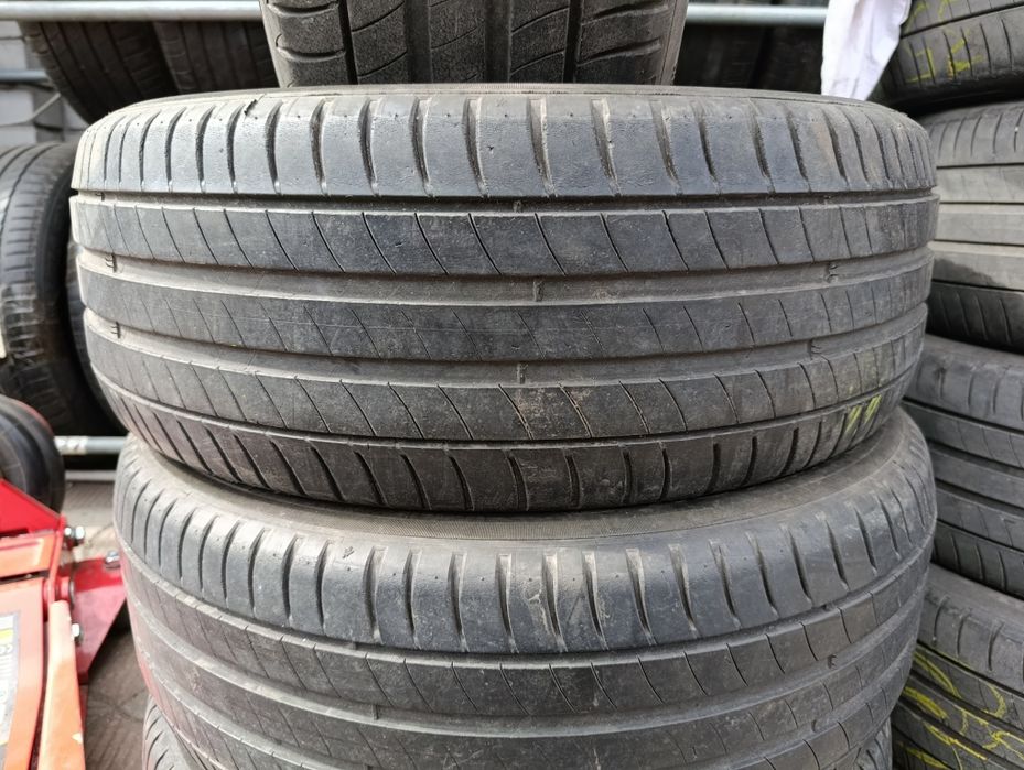 Шины 215/55 R17 Michelin б/у лето 4.5/5мм комплект U3