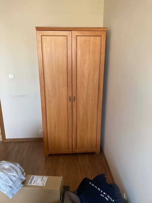 Solidna szafa dwudrzwiowa drewniana - stan idealny!