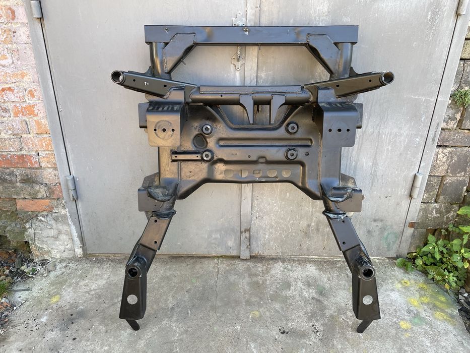 Подрамник балка мотора полный привод 4х4 на VITO-VIANO W639