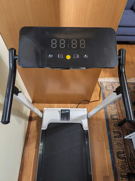 Passadeira Clover Fitness S1 - Compacta, Dobrável e Silenciosa | Pouco Usada