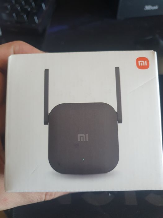 Mi Wifi Extender Pro