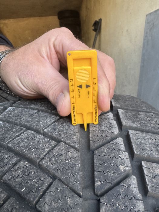 Opony Continental ContiWinterContact 245/35 R19