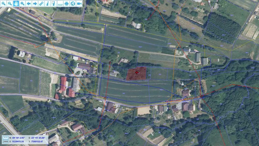 Husów 11 ar powiat łańcucki 4 Kl ziemi między domami 52800