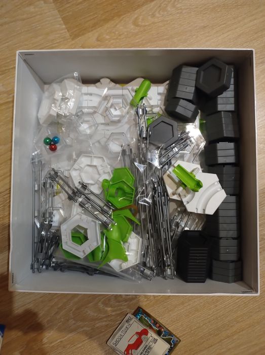 Gra edukacyjna Gravitrax