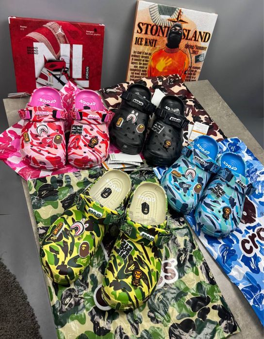 Шльопанці Crocs x Bape/крокси бейп/шльопанці крокс x бейп/crocs