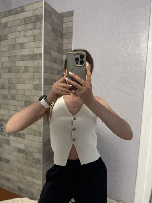 Продам речі штани, майка