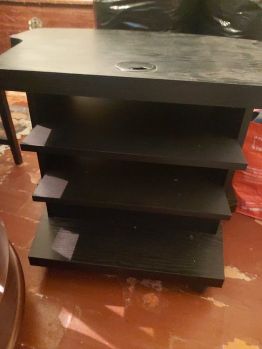 Mesa de apoio ou móvel de TV