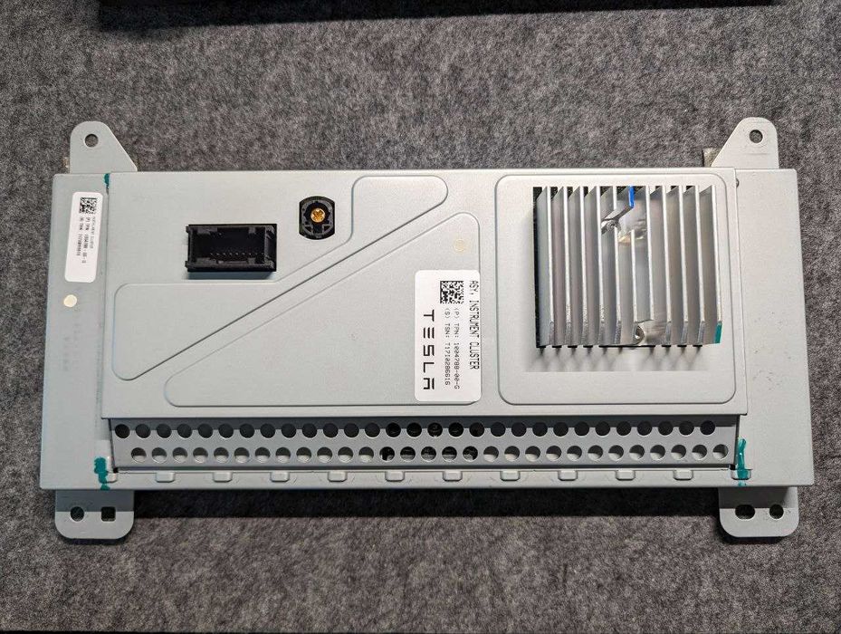 Щиток приборів (Малий екран) 1004788-00-g (Tegra) Tesla Model X/S