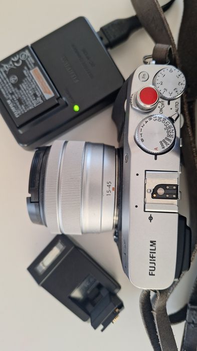 Fujifilm X-E3 é uma câmara mirrorless de formato rangefinder ultra-compacta