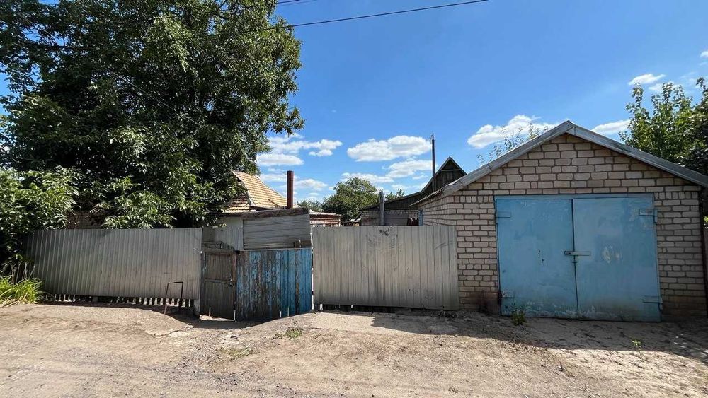 Продаж двох 3к будинків на 44 кварталі