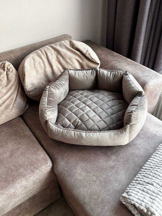 Лежак/спальне місце