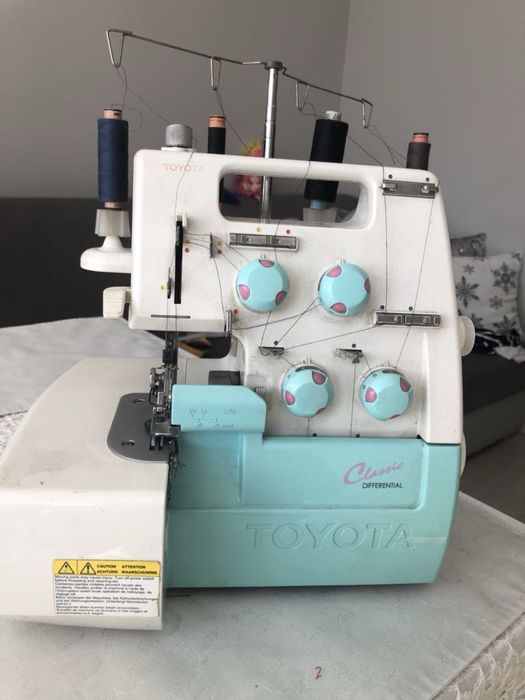 Maszyna owerlok SL 1T