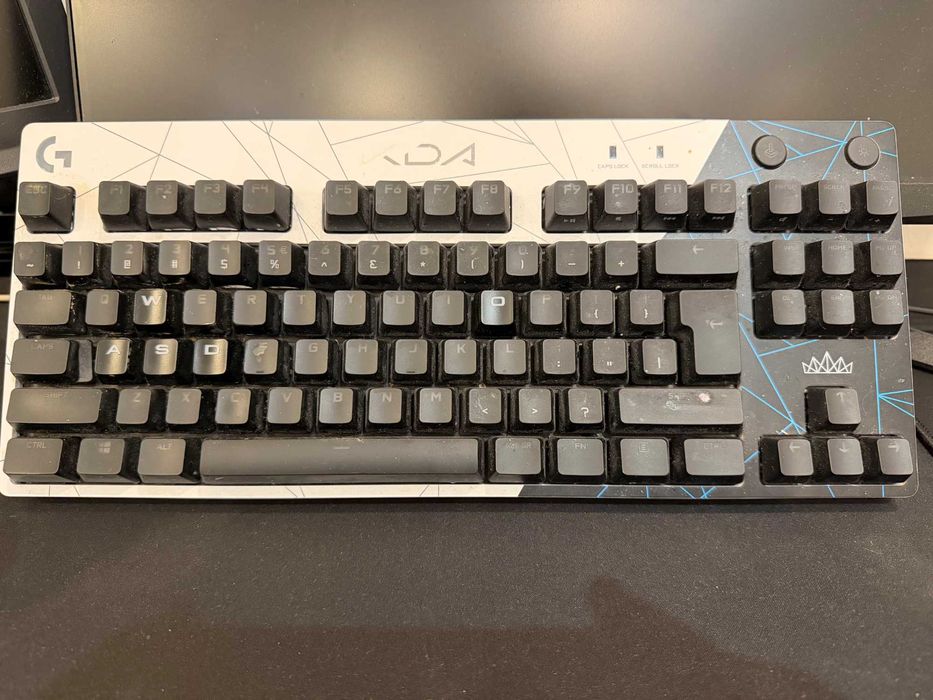 Klawiatura mechaniczna Logitech G PRO Edycja K/DA (LoL)