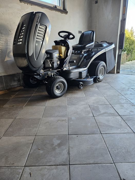Traktorek kosiarka MTD  silnik Kawasaki  v2 24 KM  kosz hydrostat