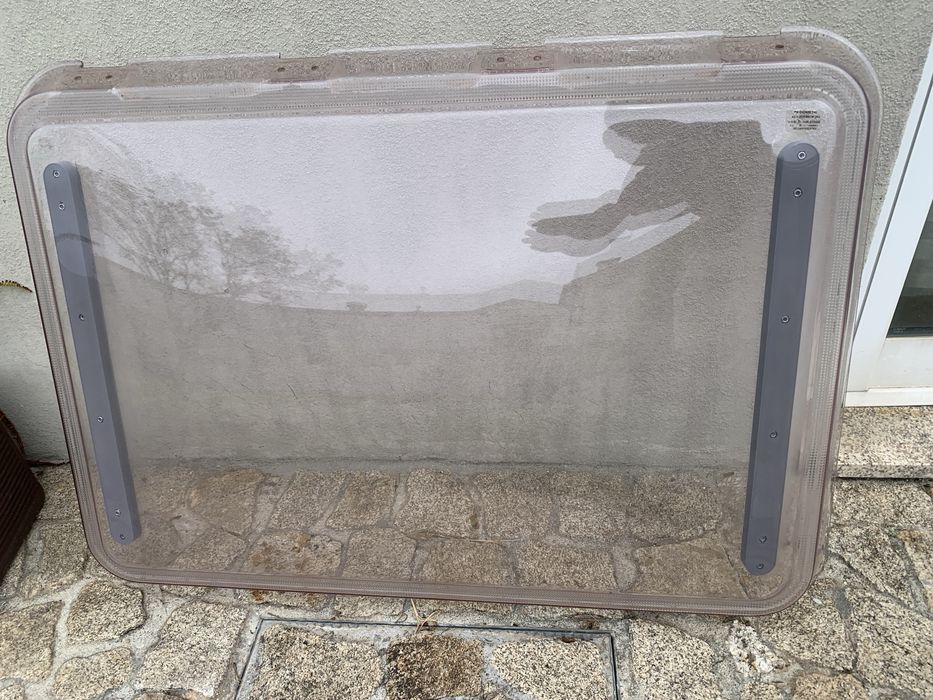 Claraboia/ skylight Dometic Heki 3 como novo