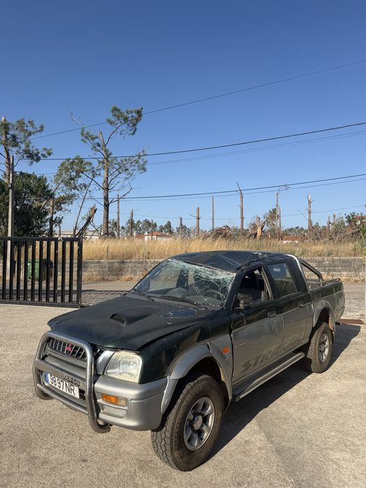 Mitsubishi l200 strakar