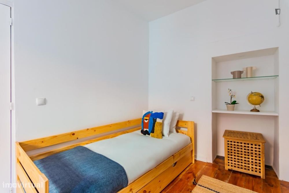 Apartamento com 2 quartos - localizado em Intendente Lisbon