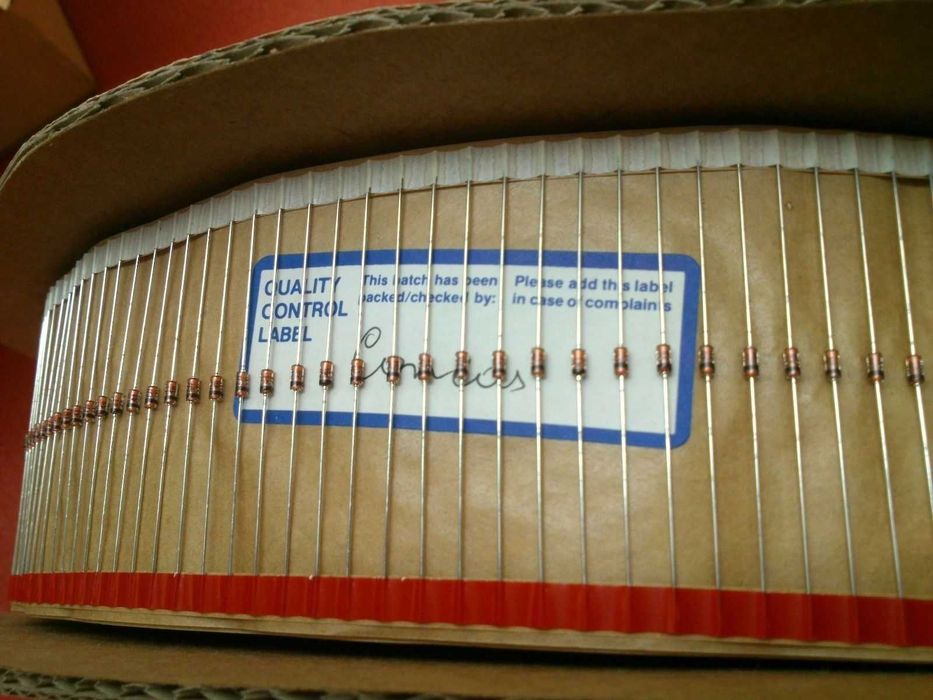 Продам диоды 1N4148 Philips (оригинал)