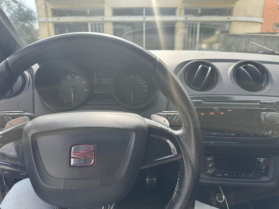 Seat Ibiza Cupra 1.4 TSI 2011 matrícula Suíça