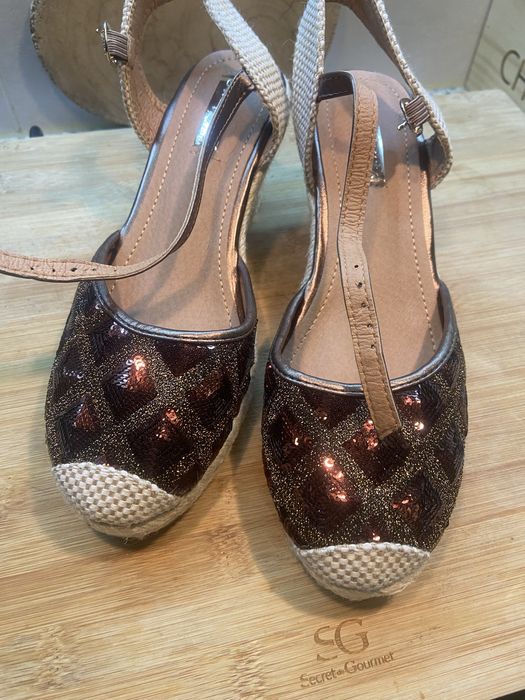 Platform Sandals Size 40 - New
