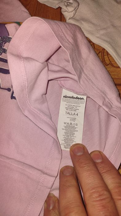 Продам костюмчик для маленькой Леди