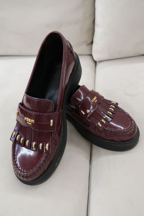 Лофери, макасіни, взуття Fendi, gucci, piana, dolce