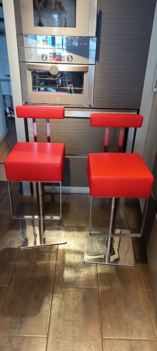 Bancos de cozinha de pé alto
