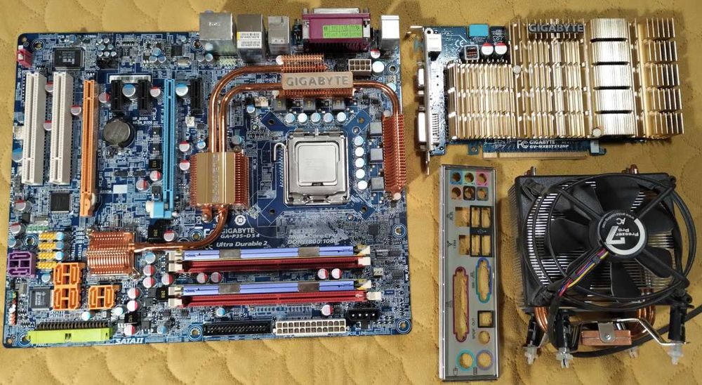 Płyta główna Gigabyte GA-P35-DS4 rev 1.2, Core 2 Quad, GeForce 8500 GT