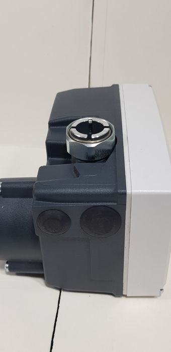 Danfoss AMV 33 Редукторный электропривод (082G3013)