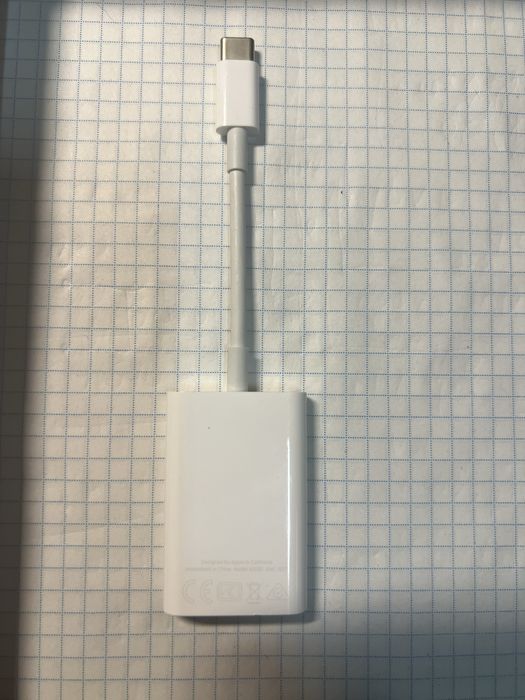 Оригінальний перехідник USB-C to SD Card Reader A2082