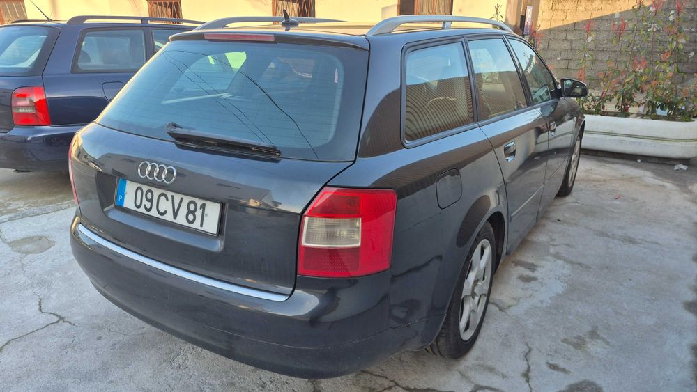 AUDI A4 B6 AVANT (8E) 2003-2.5 V6 TDI CX AUTO-304000KM - ler descrição