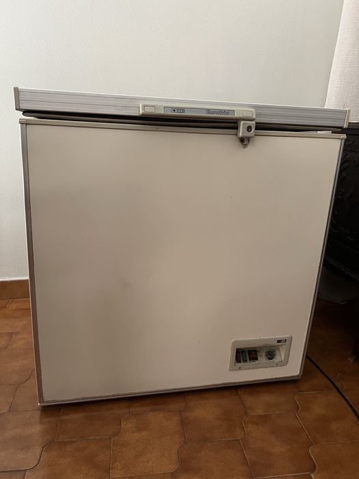 Arca congeladora a funcionar