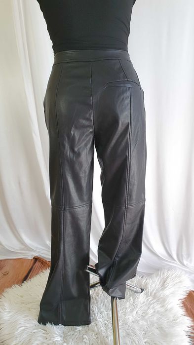 Spodnie skórzane z wysokim stanem czarne eko skóra M 38 Asos Design