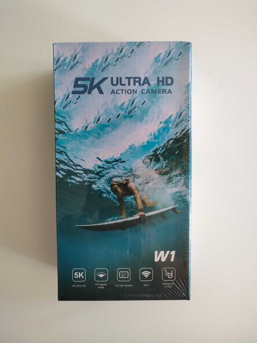 Action camera 5k ultra HD na embalagem