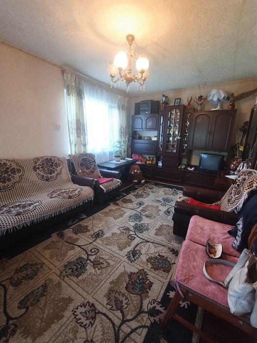 Продаж Будинку район Добровільна, 8 соток