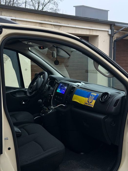 Продам Опель віваро пасажир максі база