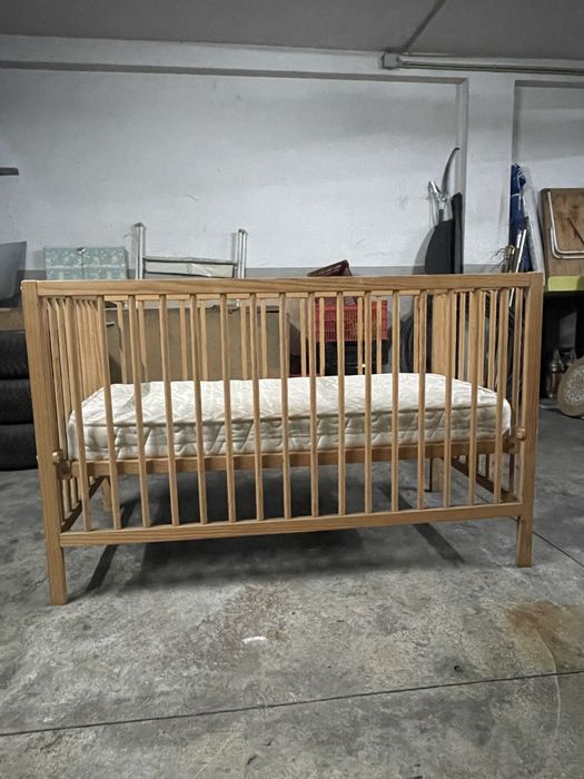 berço de bebe + colchao