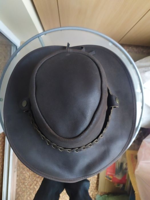 Ковбойская байкерская шляпа кожаная р. 56 - 58 коричневая ОЛХ доставка