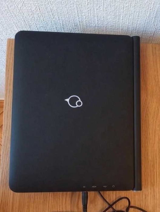 Планшет 10" з клавіатурою OTA ONE 2120 (Win 10 / 2GB / 32GB)